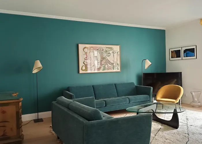 7 Iconic In Historic Eiffel Invalides District Apartament Paryż